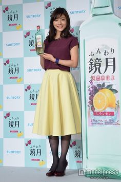 パンストを履いた女優・女性タレント」のアイデア 310 件【2024】 | 女性,