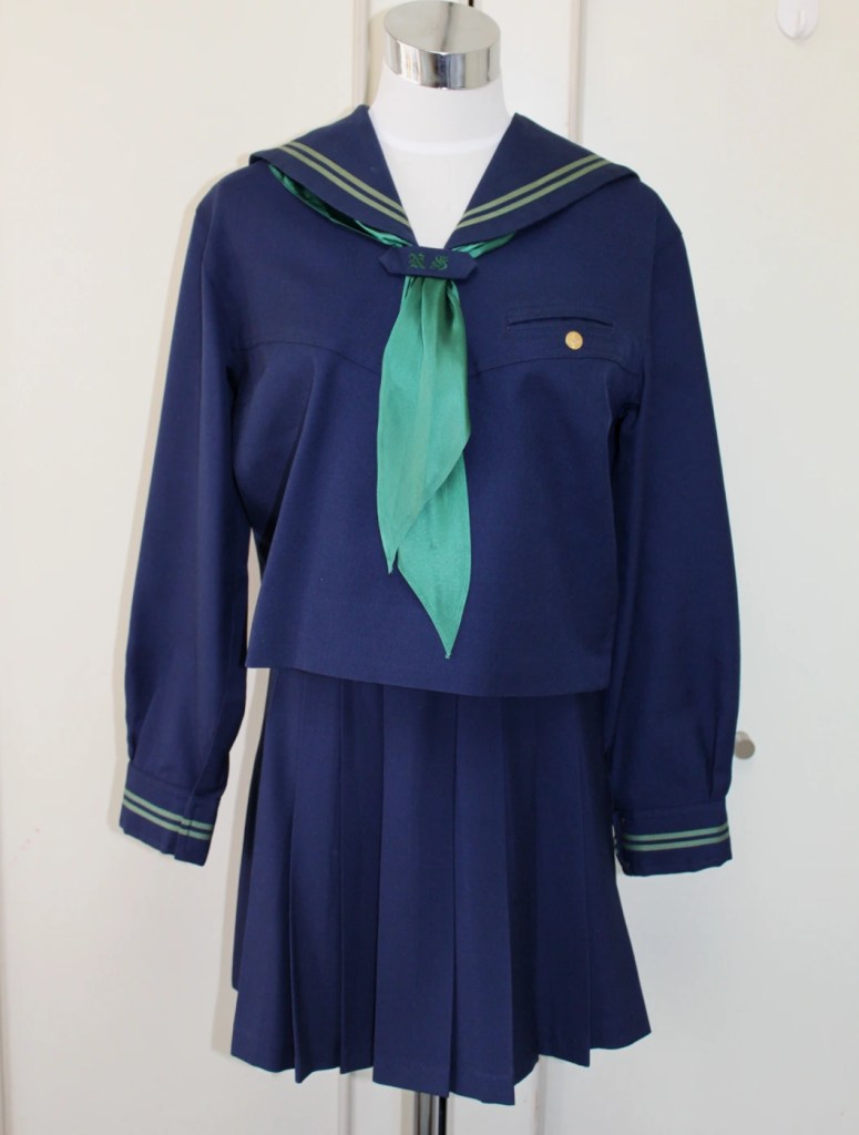 東京都 和洋九段女子高等学校 旧ブレザー冬服 |