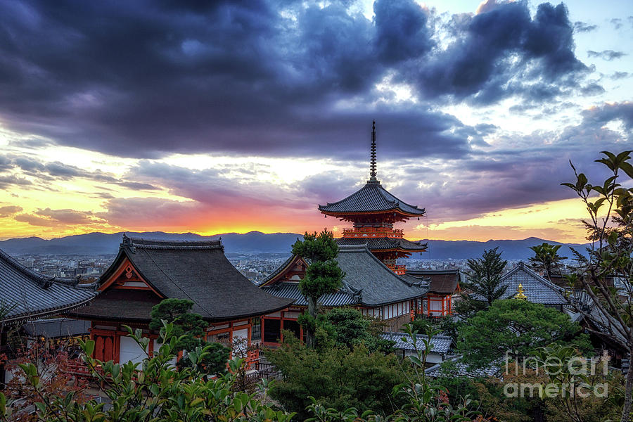 Kyoto: Sunset at