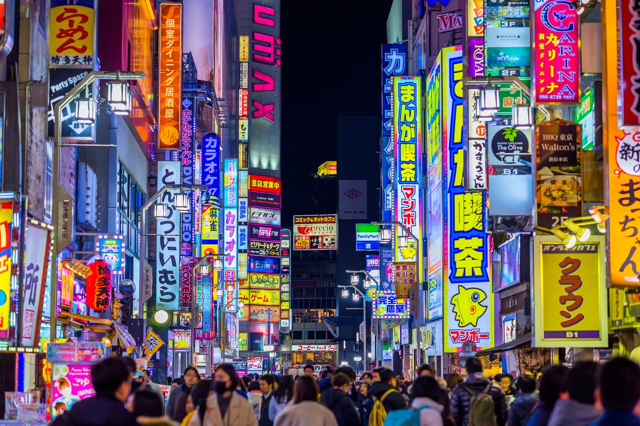 風俗への転職をお考えの男性の皆さま向け「東京で最強にディープな風俗街”池袋”の魅力をご紹介」