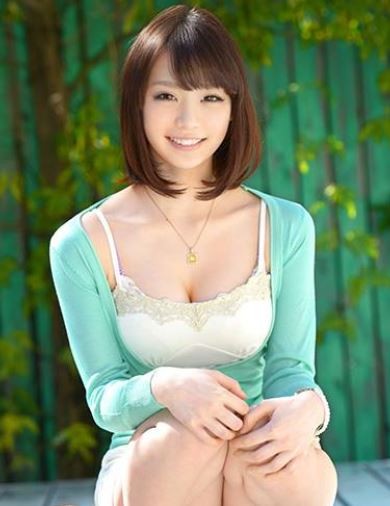 朗報】鈴村あいり、Twitter復活！！！！ – AV女優2chまとめ