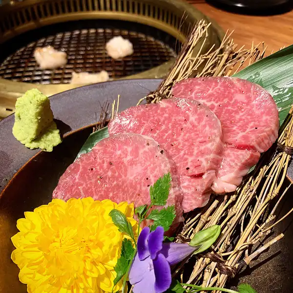 焼肉：【赤坂】オシャレかつ美味！デート向きな焼肉屋！冷麺が特徴的かも｜お肉にはじまり、お肉に終わる。 -  吉祥寺グルメで生きている元芸能MGごろりのグルメブログ