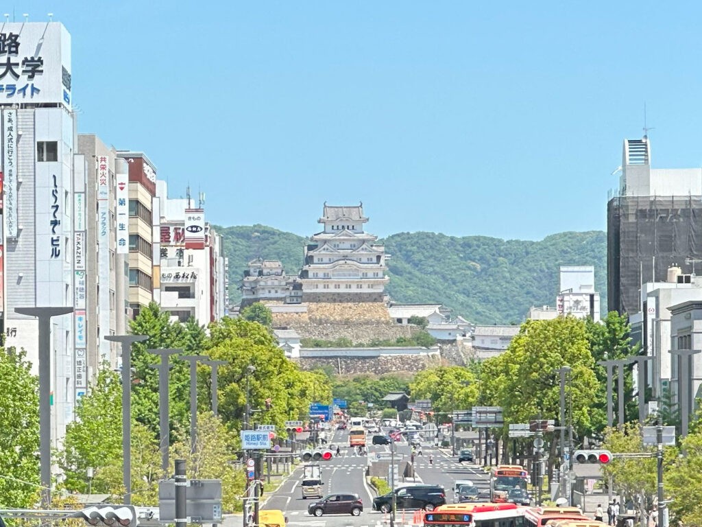 兵庫】姫路駅から姫路城まで歩きます - ダークサイドにようこそ!