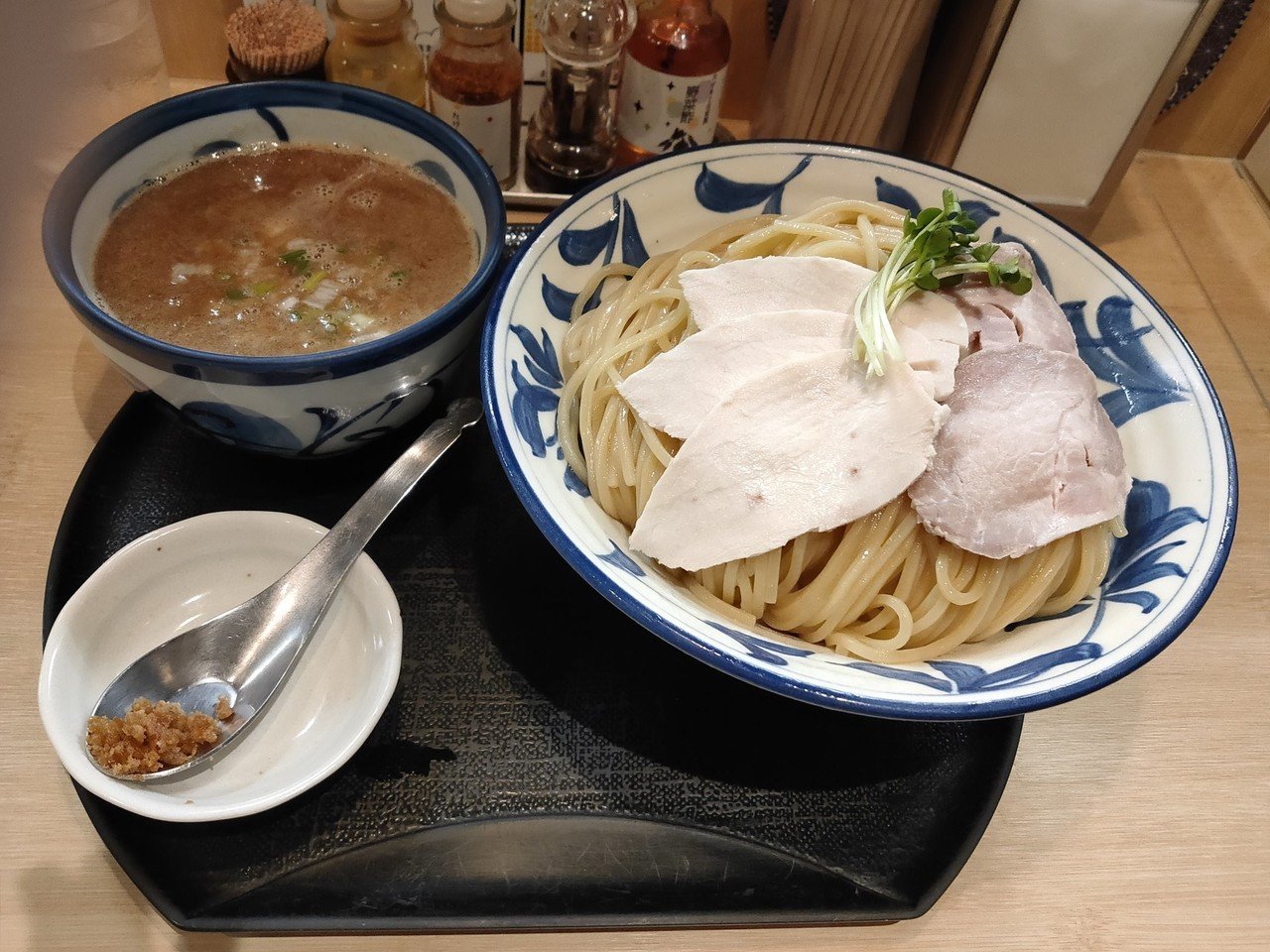 つけ麺 たけもと】(東京・雪が谷大塚) 鶏と魚介の味玉つけ麺 3.7