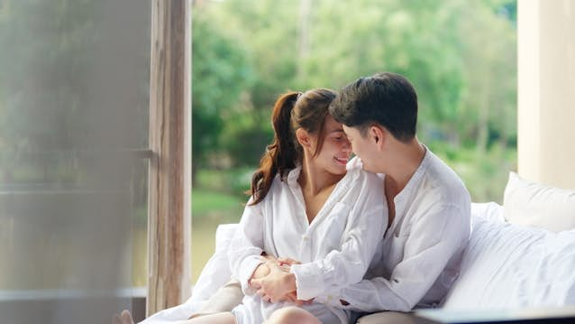 上手なキスのやり方は？ うまいキスと下手なキスの特徴＆種類・注意点｜「マイナビウーマン」