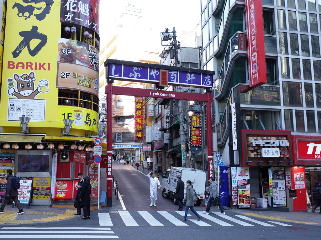 東京・新宿】東京随一の繁華街、眠らない街、新宿。 - 日本の観光メディアMATCHA