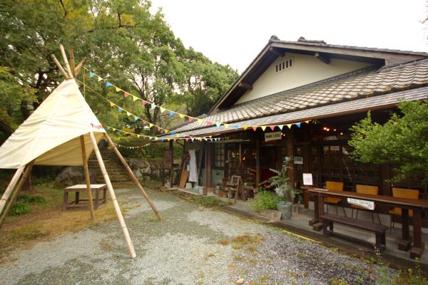 クジ王｜駄菓子・ガチャポン・おもちゃ・縁日の専門店