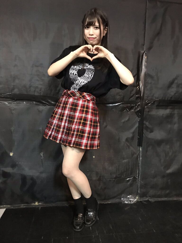 元ア○ド○カ○ッ○にAVの洗礼！ 本物アイドルがアイドル時代のファンの前で恥ずかし過ぎるお下品アクメ 夜空あみ｜絶対無料のエロ動画