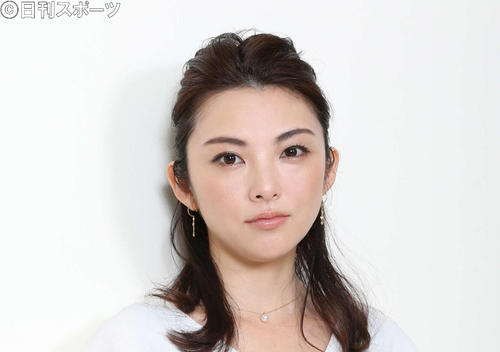 田中麗奈、長い髪が別人に「頑張っていこう40代」 - 芸能写真ニュース