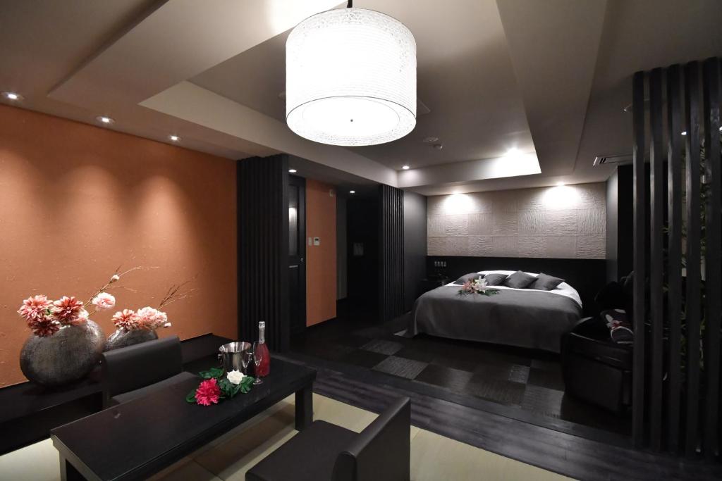 ホテルHOTEL AGEHA CINQ BOUTIQUE （大人専用）岡山市、2*(日本)