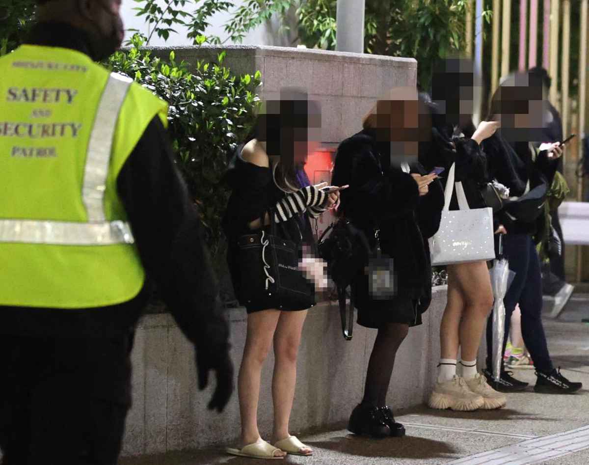 ルポ 歌舞伎町の路上売春 ――それでも「立ちんぼ」を続ける彼女たち /