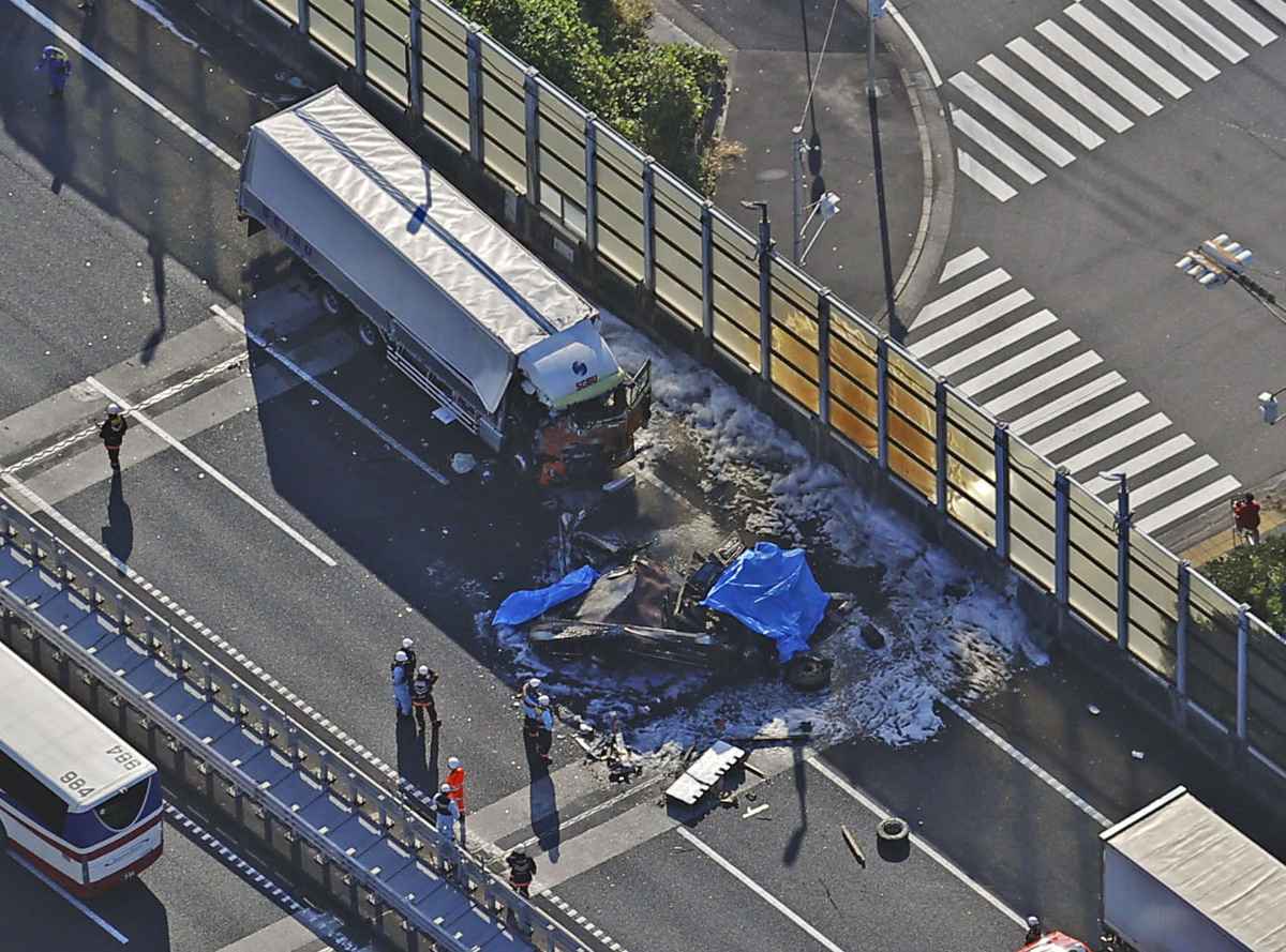 事故】国道246号 下り 厚木市市立病院前付近で車両5台絡む事故 渋滞