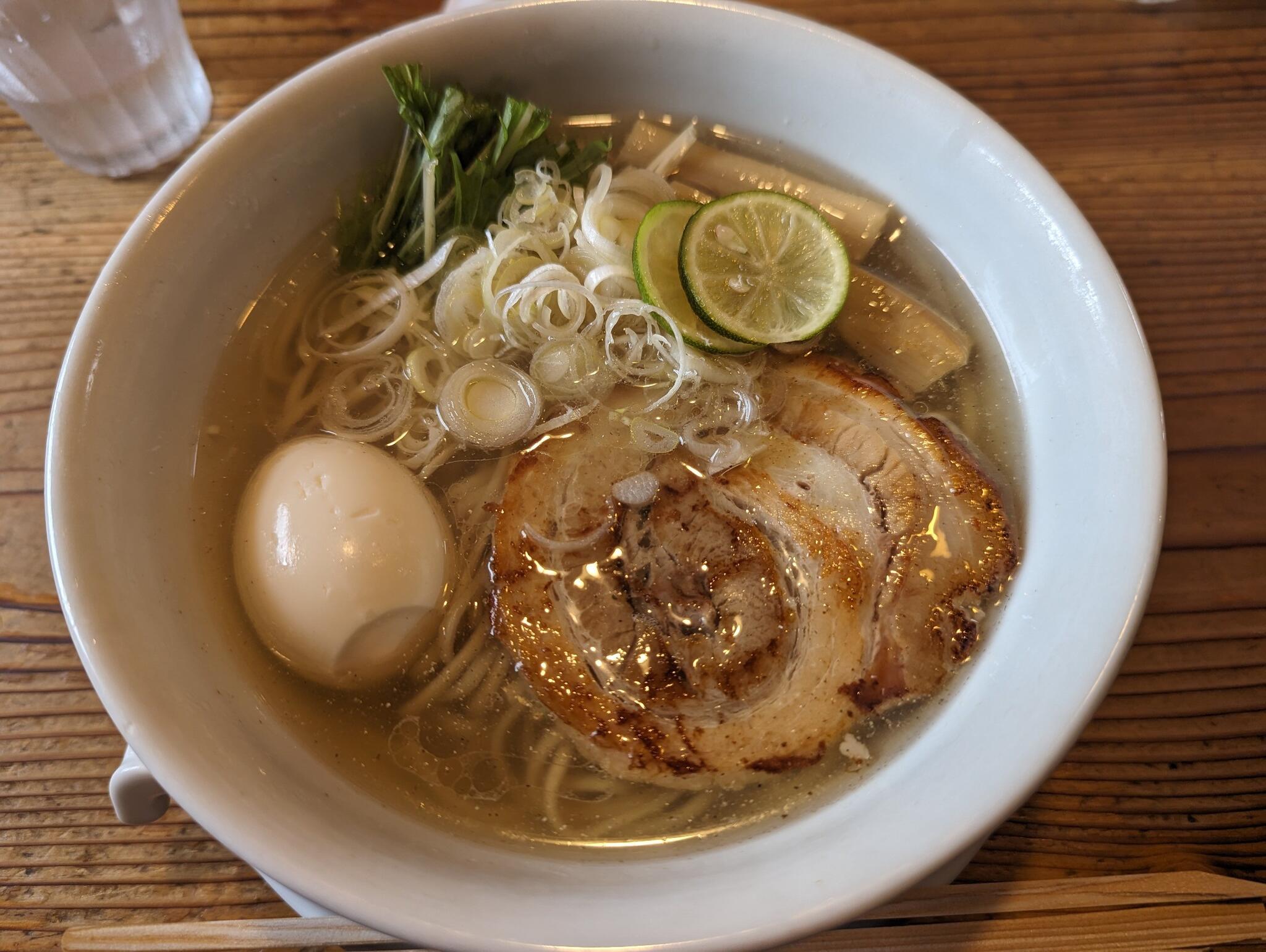 こだわりの「塩らーめん」りょう花 大洲店| [ウェブトク]