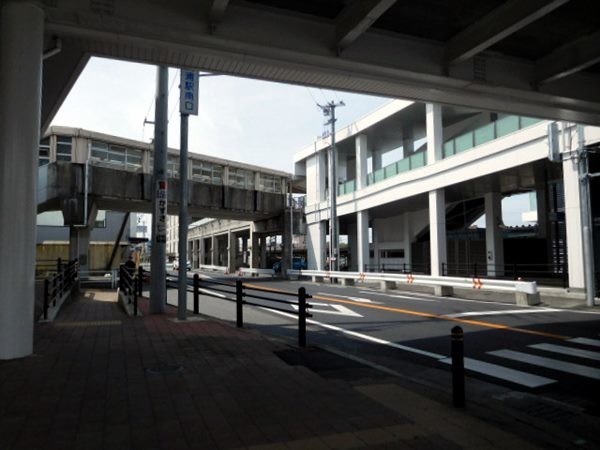 長浦駅南口