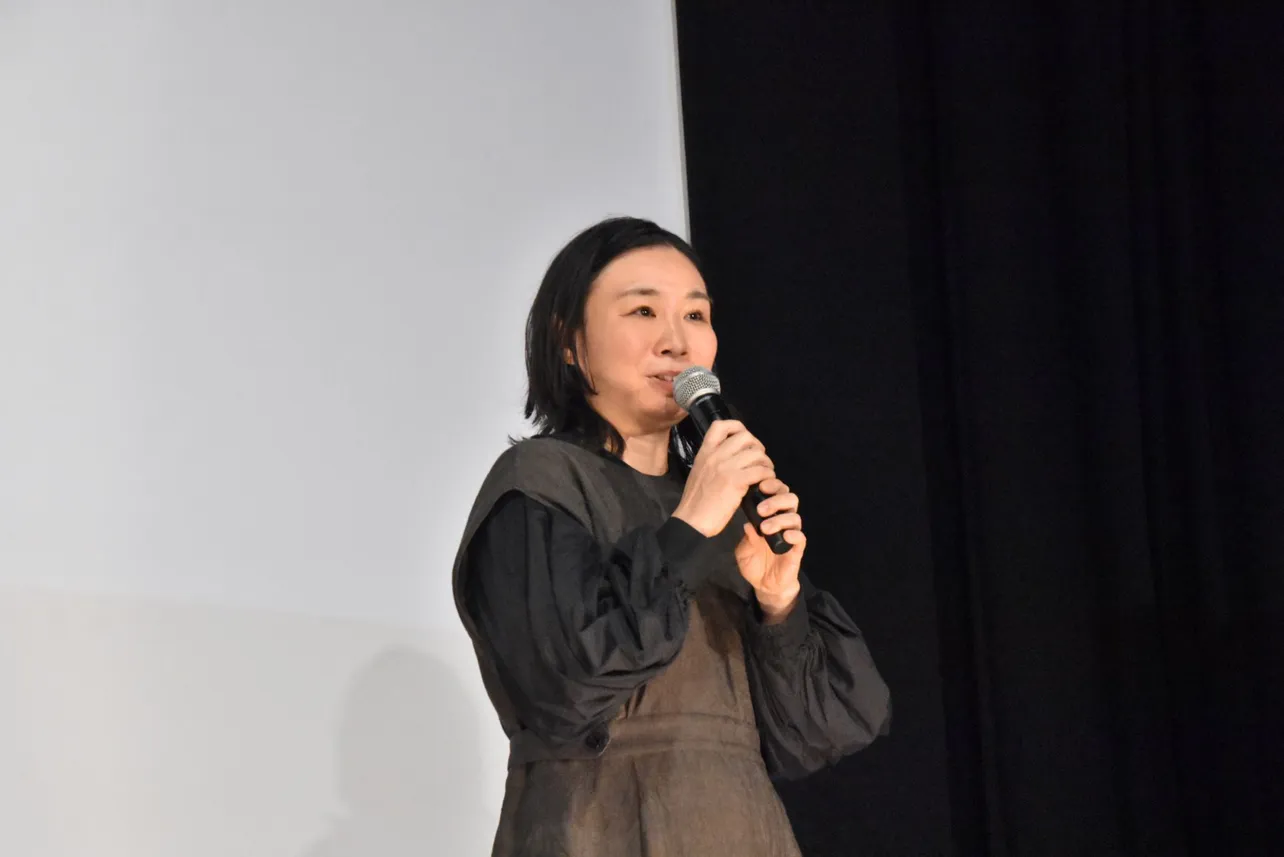 女性が輝ける場所を」 水原希子×甲斐さやか監督対談 映画「徒花-ADABANA-」でタッグ | AERA