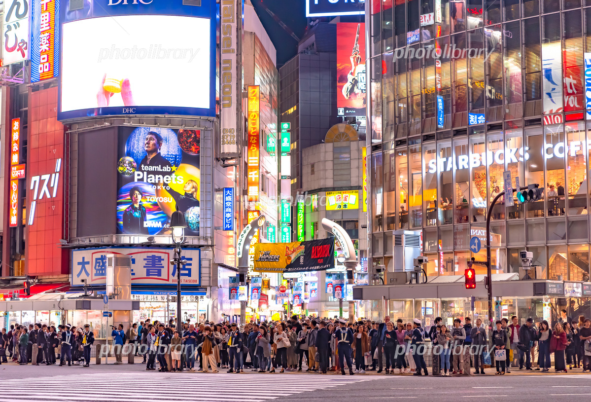 Bunkamuraル・シネマ 渋谷宮下 | LEDサイン製作なら「株式会社タカショーデジテック」