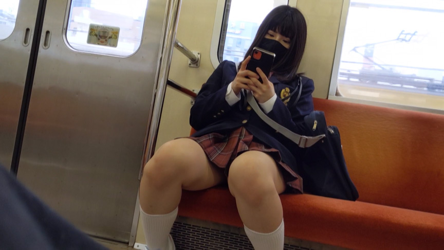 電車内痴女GIF画像18枚！揺れた車内で発情するエッチな女の子がエロくて抜ける!! | パンチラ☆ぱんちら