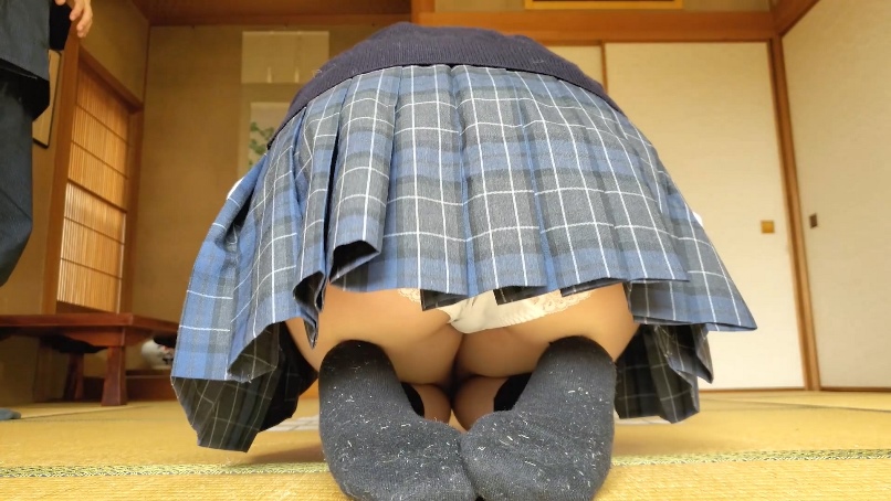 かるたでパンチラ目線のエロ画像 - 性癖エロ画像