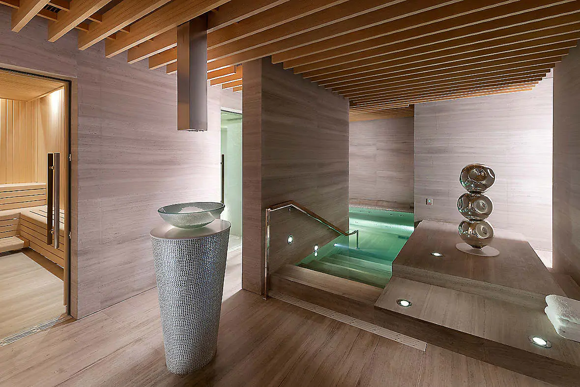 27 Luxurious Destination Spas