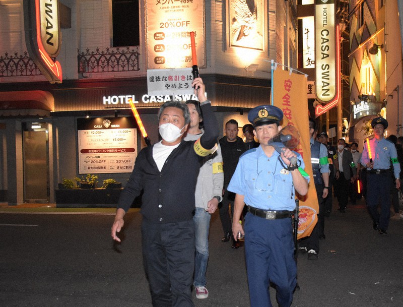 台湾・林森北路の路上ポン引きで立ちんぼと夜遊びしてきた｜笑ってトラベル：海外風俗の夜遊び情報サイト