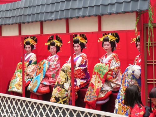 江戸時代にタイムスリップ おいらん道中｜品川区