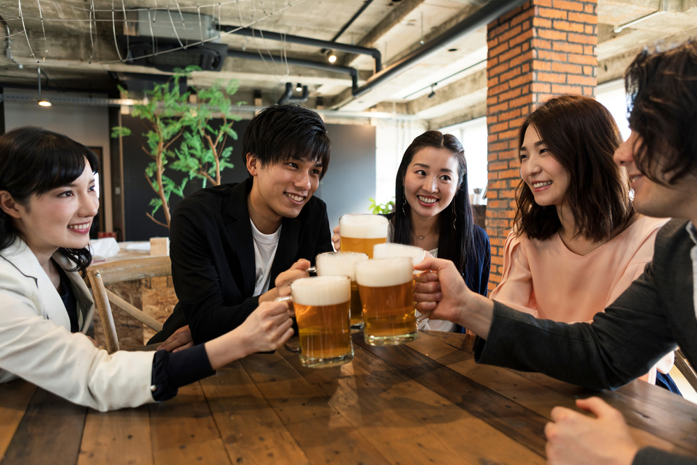 湯田温泉の旅館でノーマルからピンクに変身！両方美味しい宴会プラン コンパニオン宴会予約なら｜宴会ネット