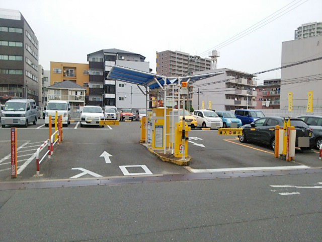 タイムズノア大阪都島校（大阪府大阪市都島区友渕町2-10）の時間貸駐車場・満車/空車・料金情報 ｜タイムズ駐車場検索