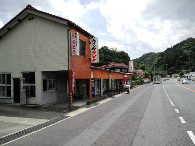 レフトスタンドから見たビジター応援席は白かった☆札幌ドーム観戦記【8/18 vsF】 | しろ☆くろ