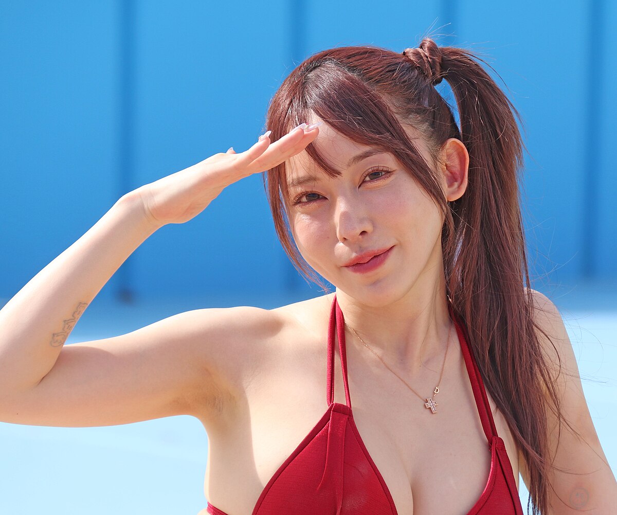 ライブチャット「やばいドSが出てくる..興奮しちゃうとダメ..はぁはぁ」デカメロン爆乳ドS美少女淫語オナニー！チャンネル | ライブチャット 動画ナビ！素人娘の無料オナニー動画まとめ！