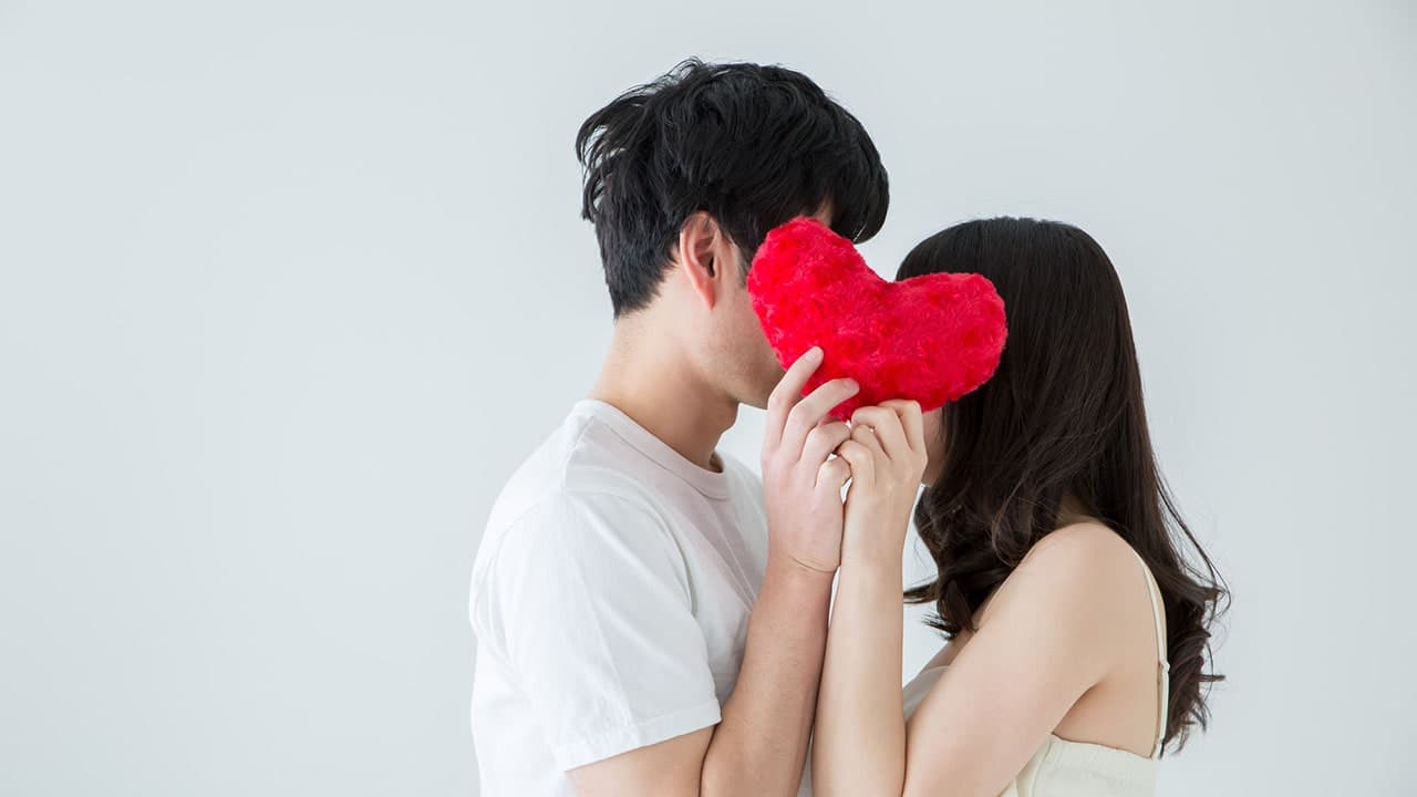 デート中に3回言うと絶対女性がキスをOKする必殺のセリフ – OHTABOOKSTAND