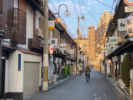 はじめての飛田新地 | 写真で一言ボケて(bokete) -